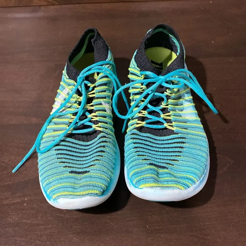 Nike Flyknit Teal Neon Yellow Lightweight Running Shoes Size 6.5